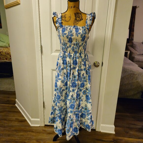 Haute Hippie Dresses & Skirts - *SOLD*Haute Hippie Midi Blue Floral Dress Size 4